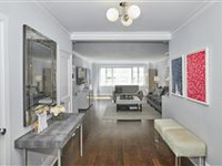 BEAUTIFULLY RENOVATED FLOOR THROUGH HOME
