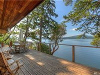 SPECTACULAR WATERFRONT HOME WITH BREATHTAKING SOUND VIEWS