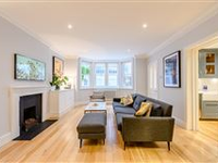 BRIGHT AND METICULOUSLY REFURBISHED FLAT