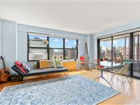 RENOVATED CORNER HOME IN UPPER EAST SIDE WITH EXPANSIVE VIEWS