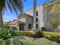 SOUTH TAMPA WATERFRONT POOL HOME