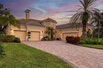 GRANDE, GOLF-COURSE LIVING