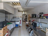 UNIQUE PROPERTY IN THE SAINTE VICTOIRE MOUNTAIN RANGE