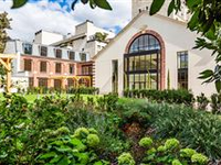 MANSION IN PARIS