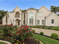 A BEAUTIFUL ESTATE SIZE HOME