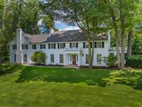 EFFORTLESSLY BLENDING OLD WORLD CHARM WITH MODERN CONVENIENCES