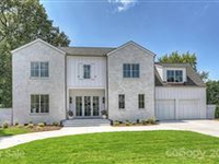 BEAUTIFUL BRAND NEW MODERN FARMHOUSE